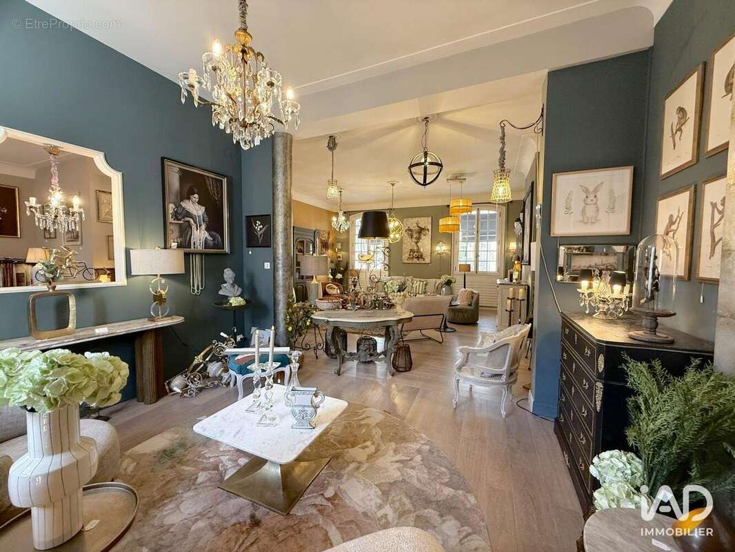 Photo 5 - Commerce à COMPIEGNE