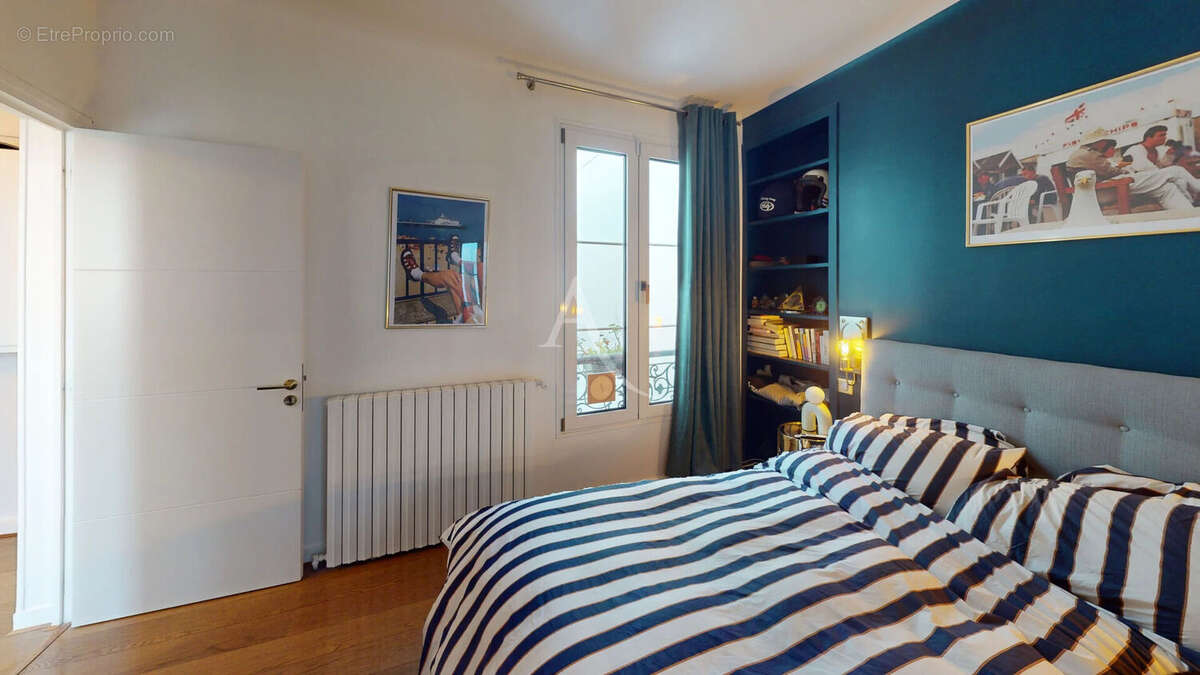 Appartement à PARIS-16E