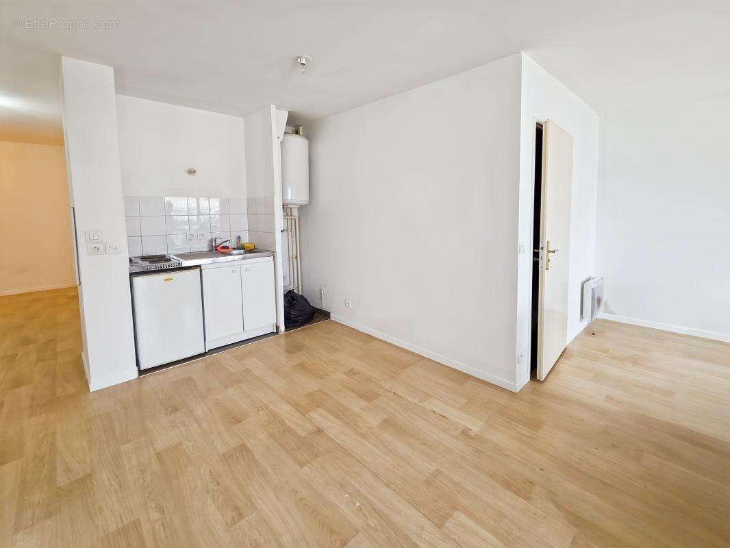 Appartement à CORBEIL-ESSONNES