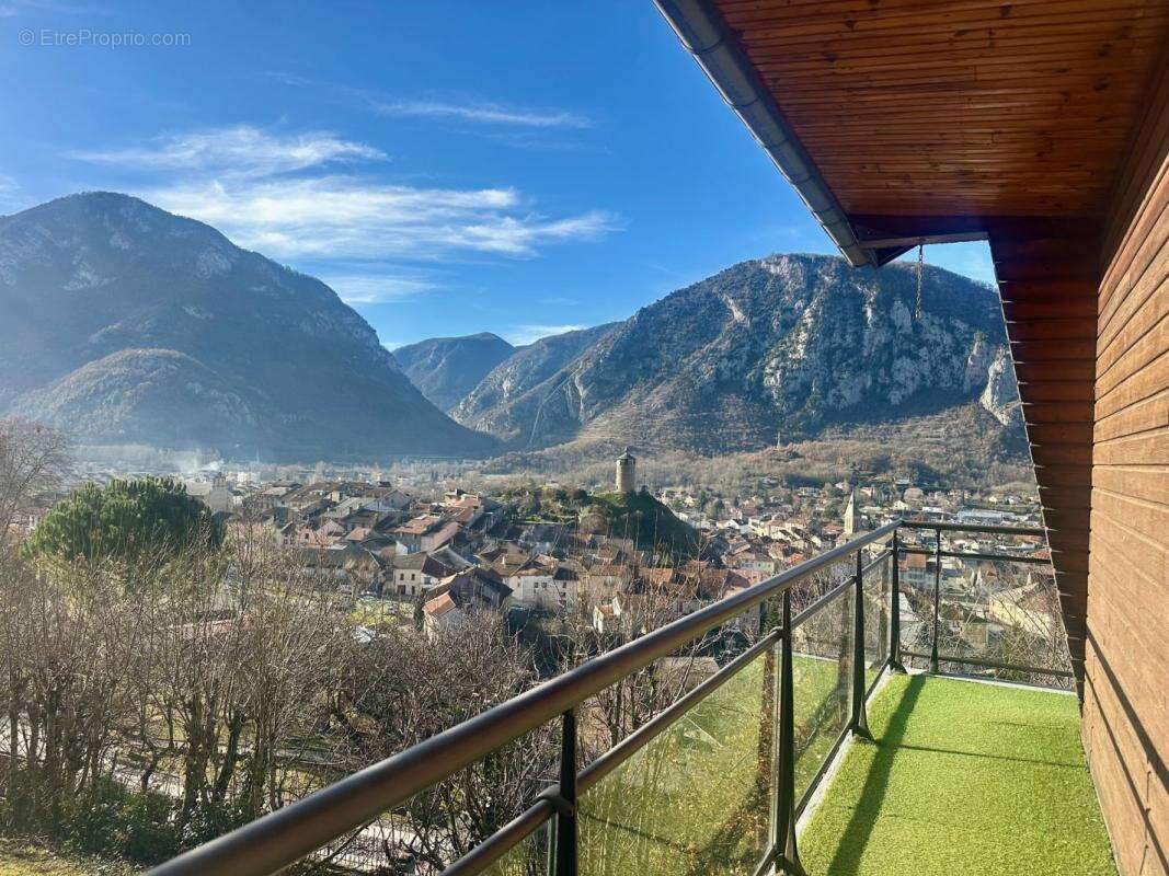 Maison à TARASCON-SUR-ARIEGE