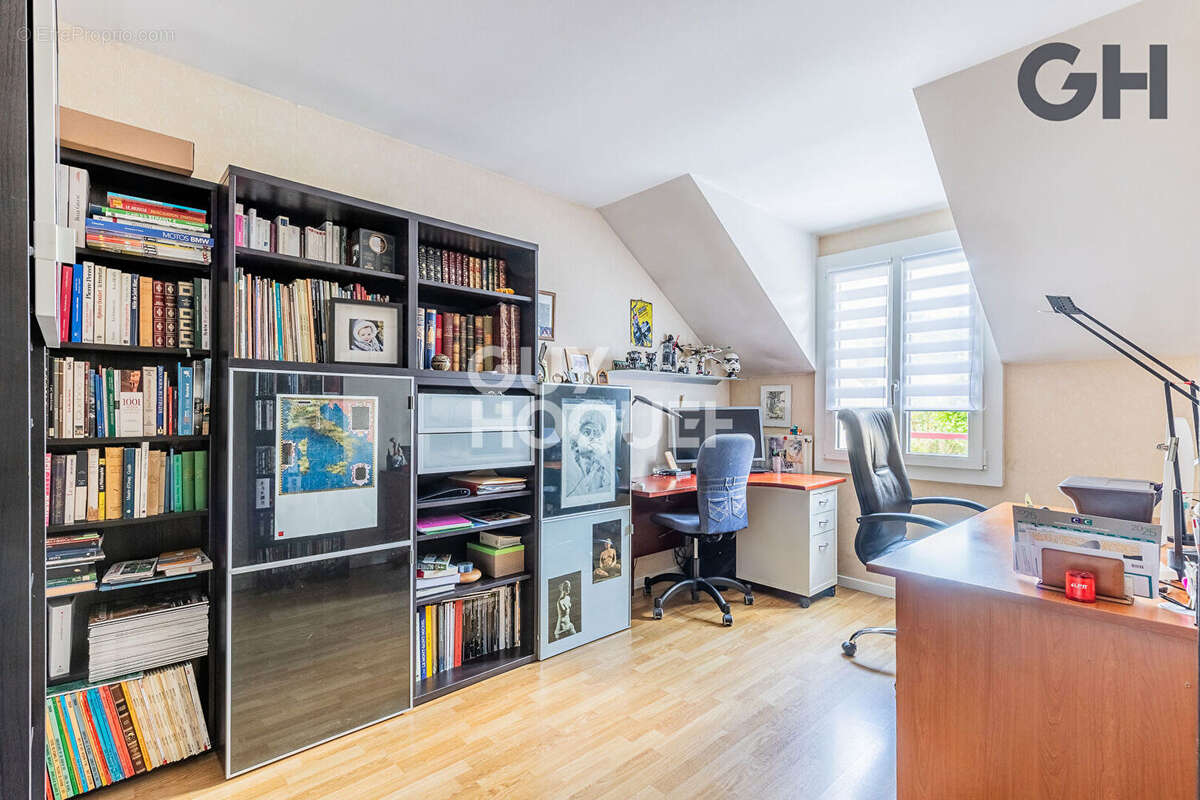 Maison à SOISY-SUR-SEINE