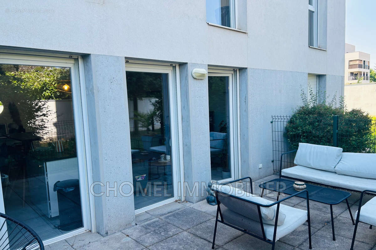 Appartement à LYON-8E