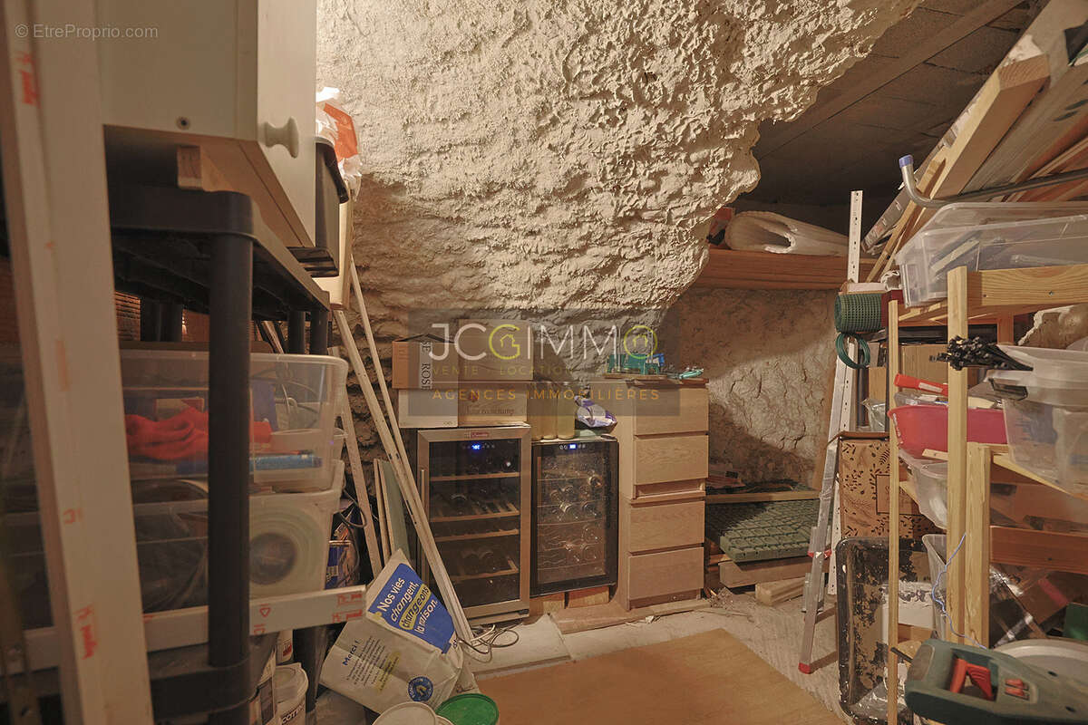 Appartement à CUERS