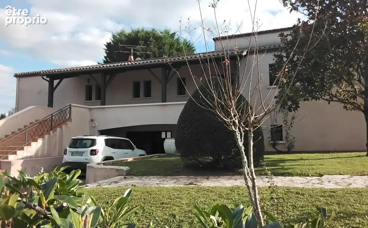 Grande maison semi enterree - photo 6