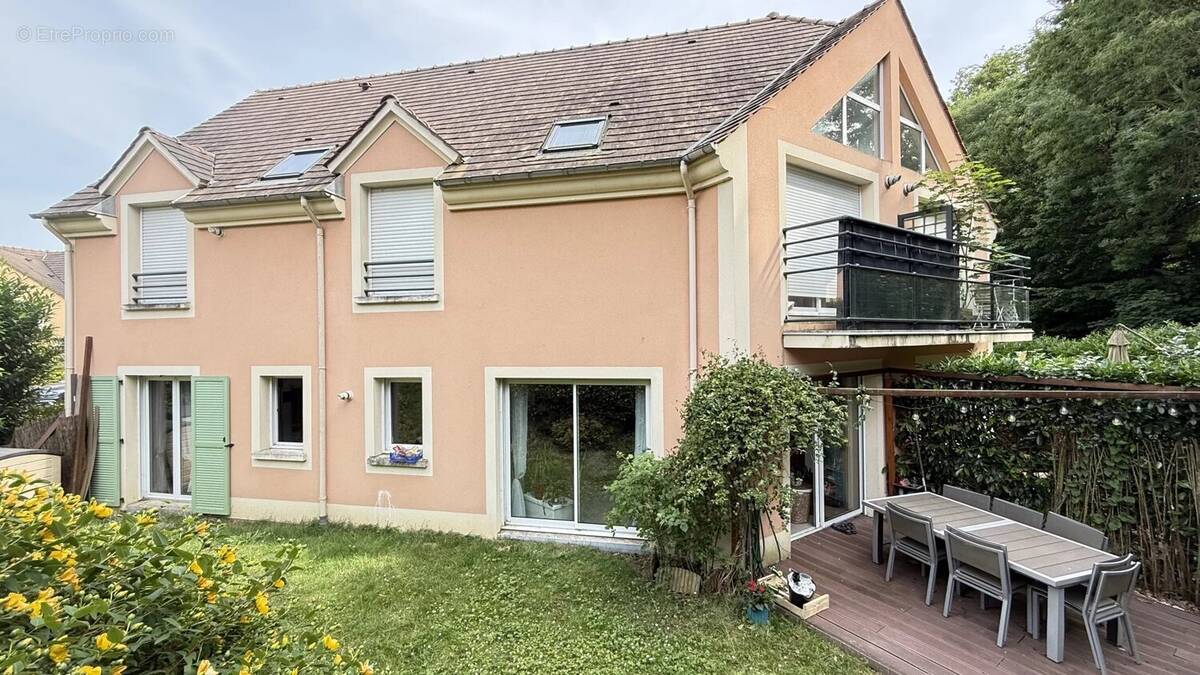 Appartement à MONTSOULT