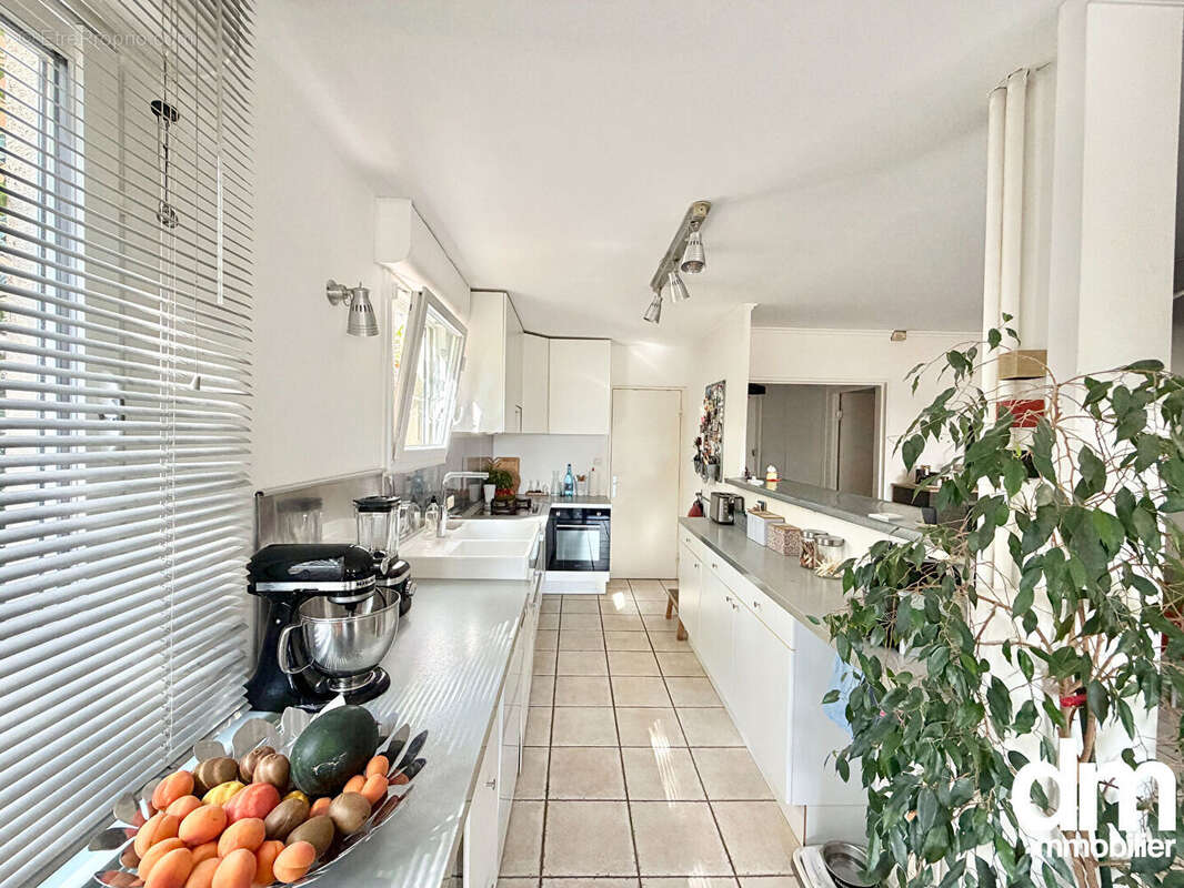 Appartement  5 pièce(s) 130.24 m2 - photo 8