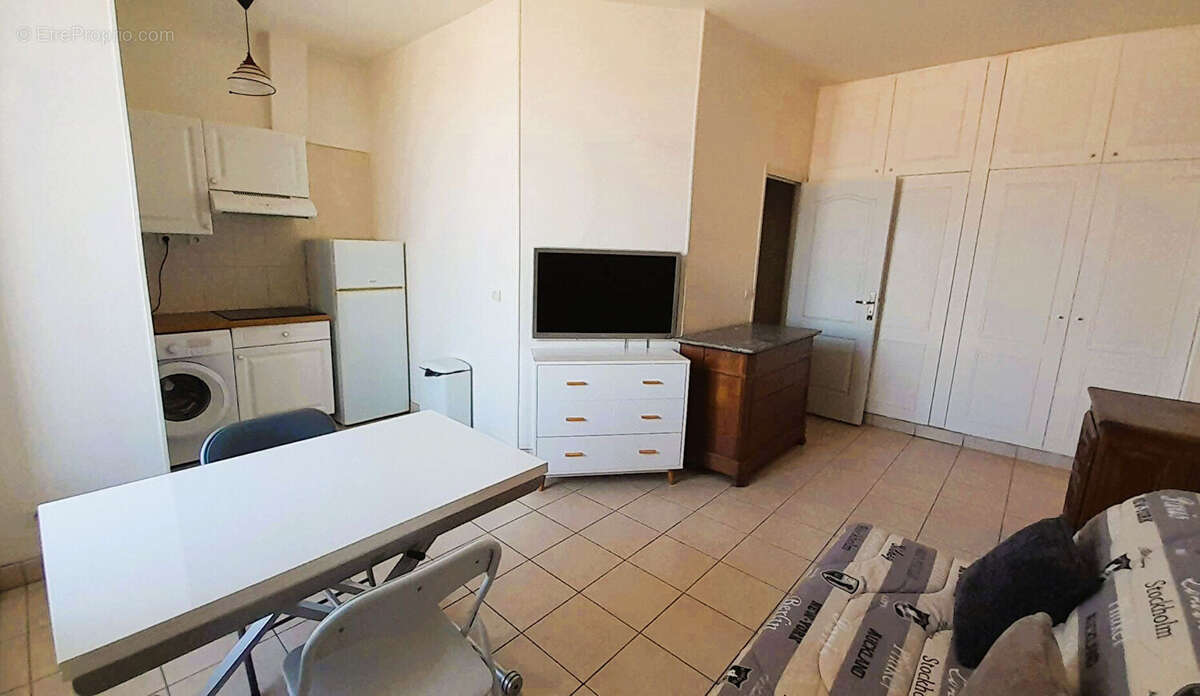 Appartement à LIMOURS