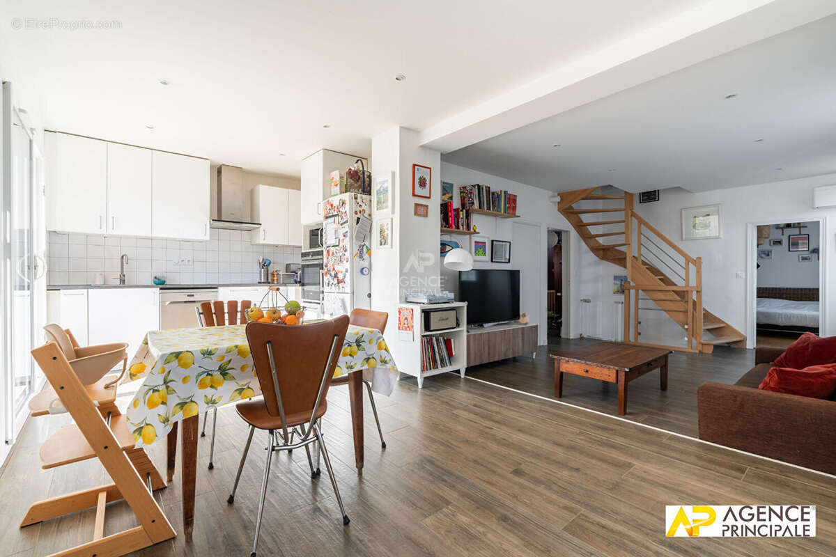 Maison Maisons Laffitte 4 pièce(s) 93 m2  - 3 chambres - sdb sdouche - sous sol total avec bureau - photo 13