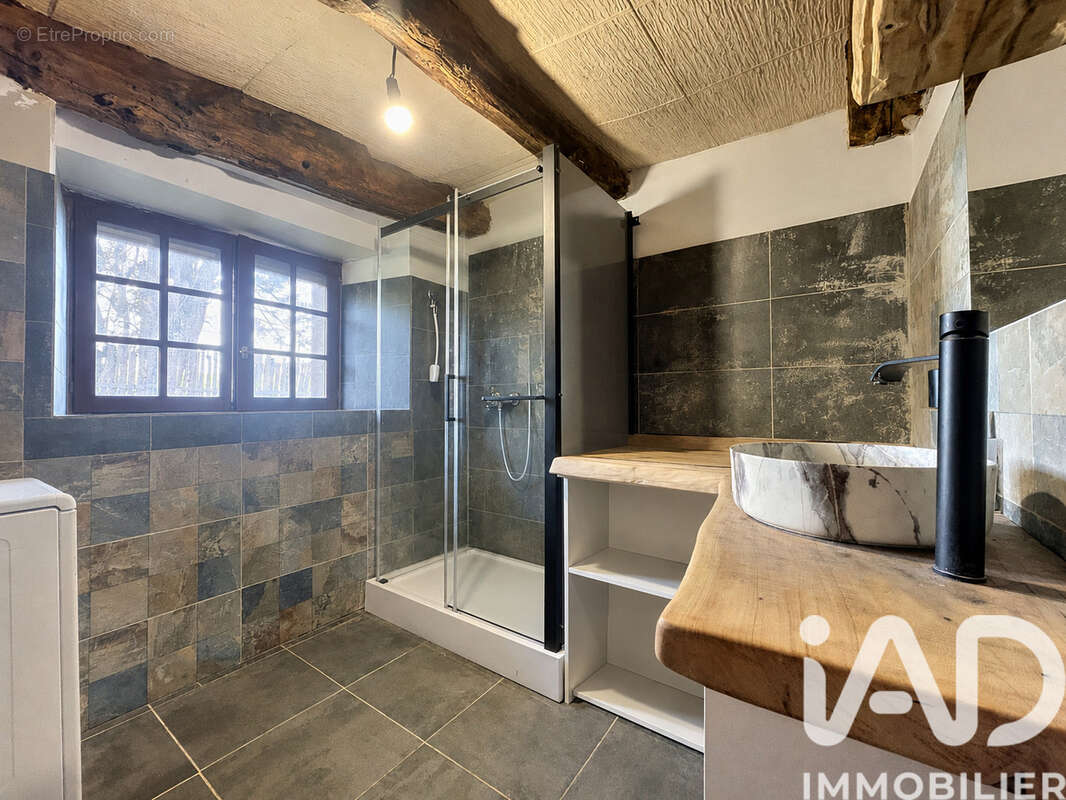 Maison 117 m² à Laurenan  - photo 7