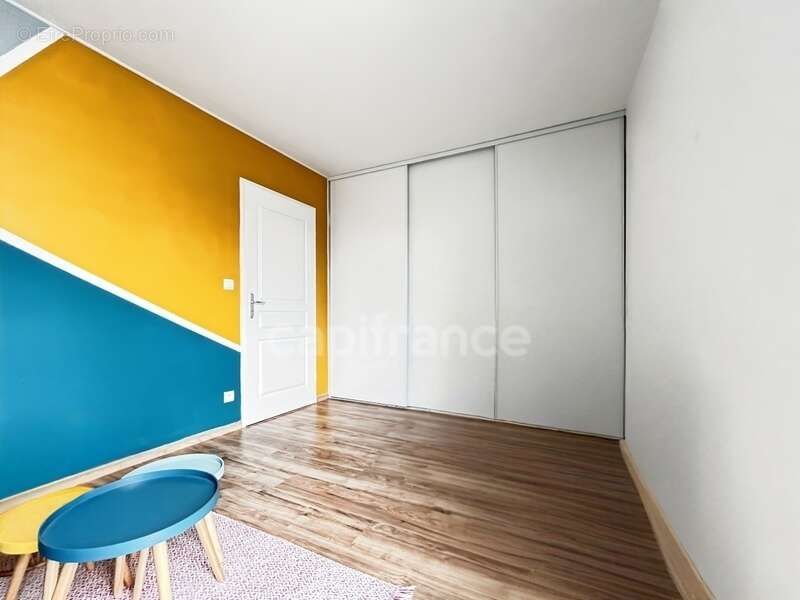 Appartement à CHENOVE