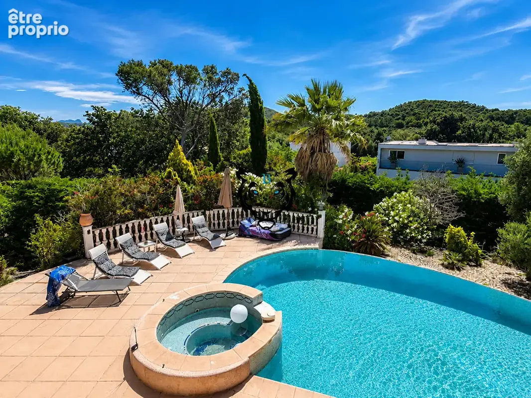 Maison Saint Raphaël - 4 chambres - T2 - Piscine - photo 15