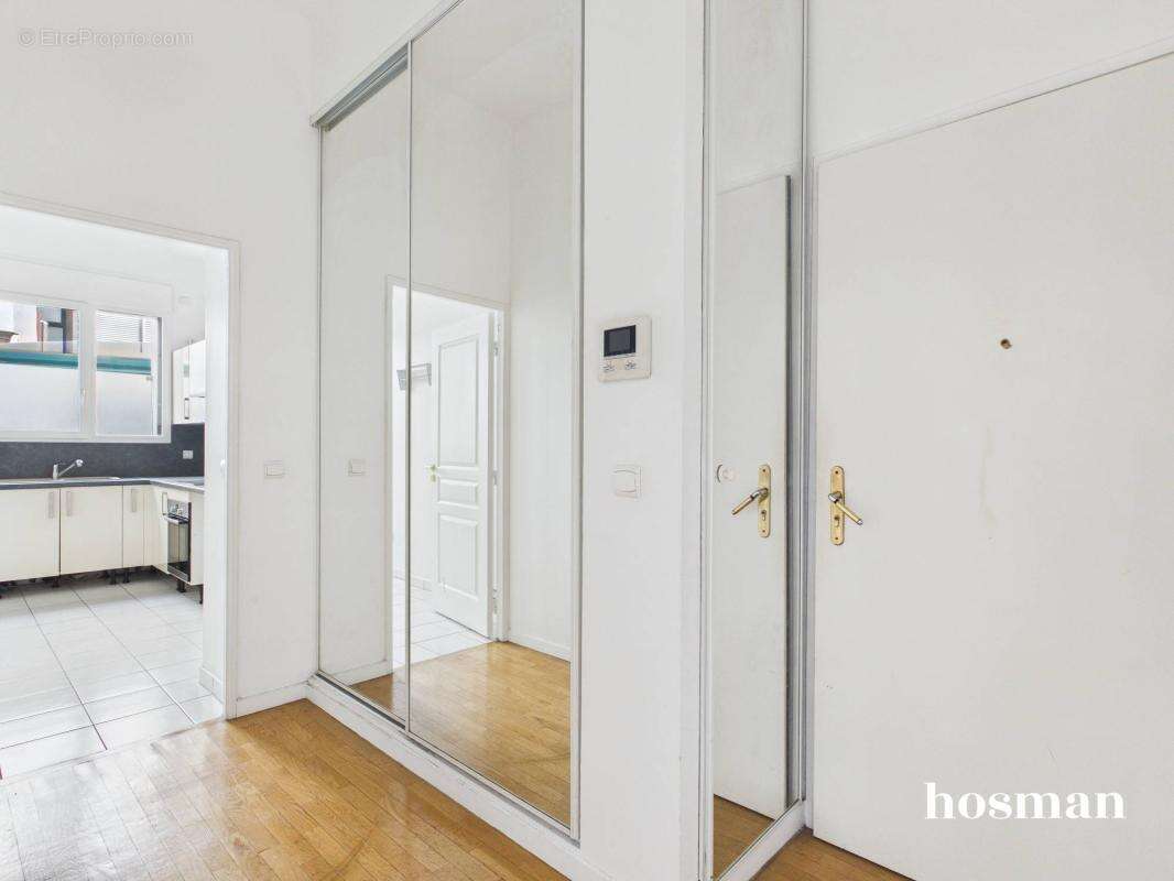 Appartement à PARIS-19E