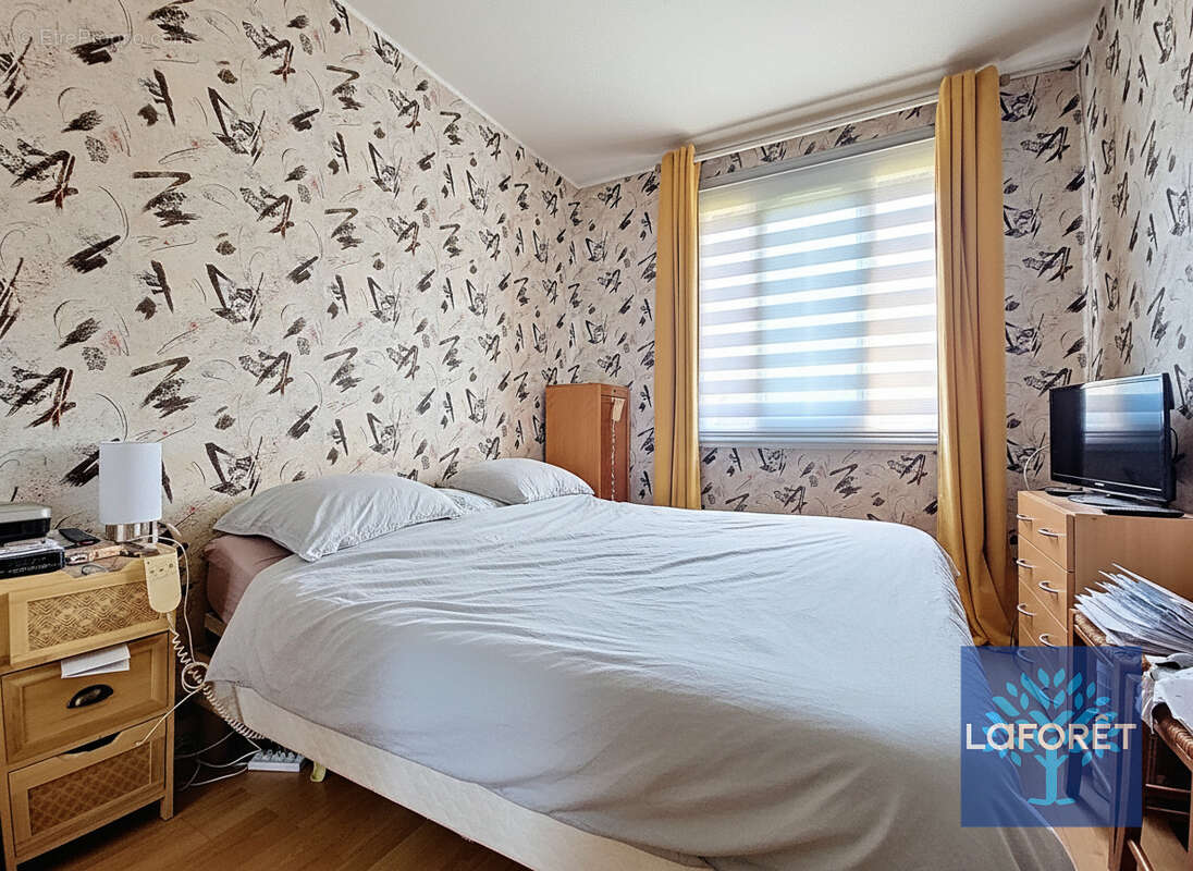 À découvrir sans tarder ! Maison de plain-pied au calme avec grand terrain de 4 250 m² - photo 11
