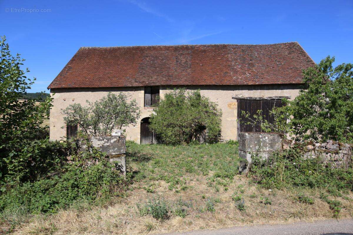 Maison à BARNAY