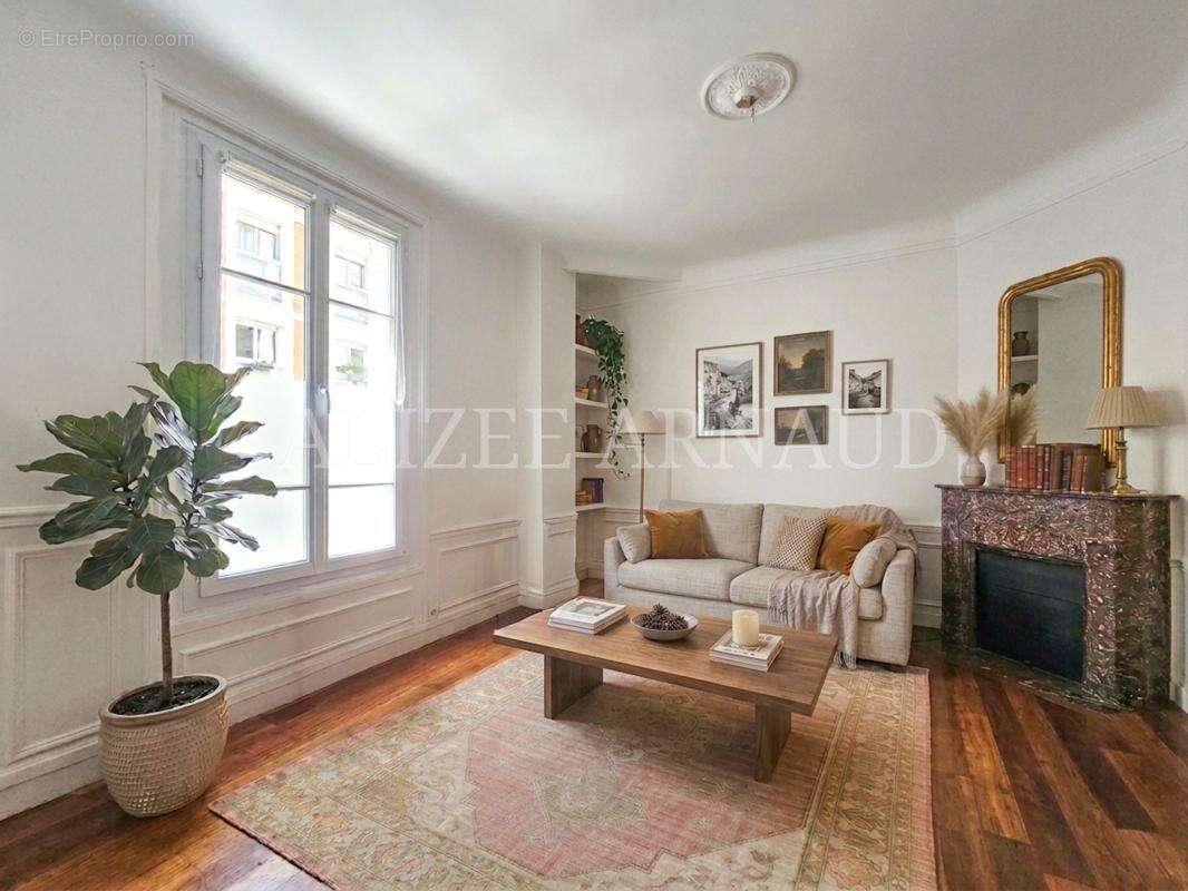 Appartement à ASNIERES-SUR-SEINE