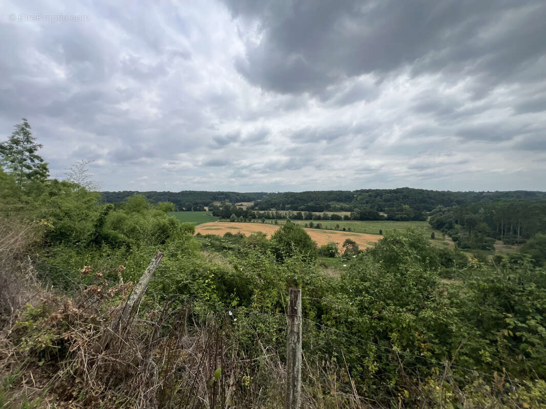 Maison à NAUJAN-ET-POSTIAC