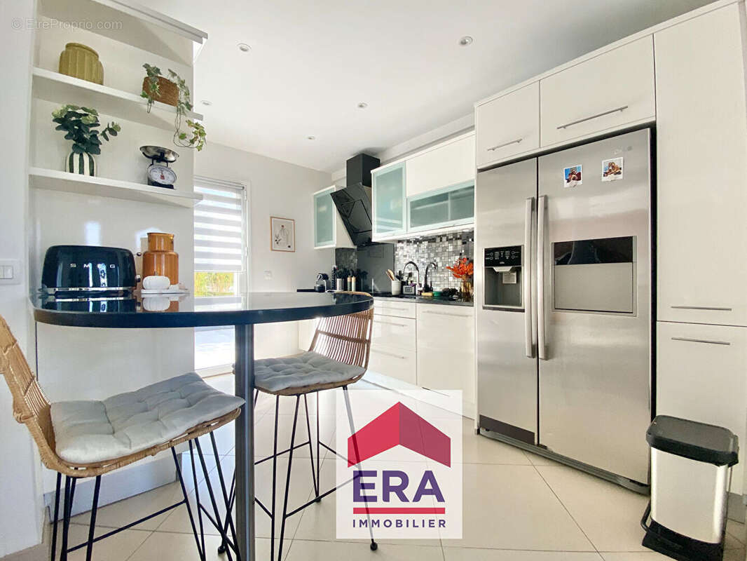 Maison à SARTROUVILLE