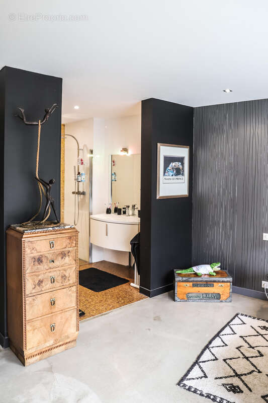 Maison à MORNAC-SUR-SEUDRE