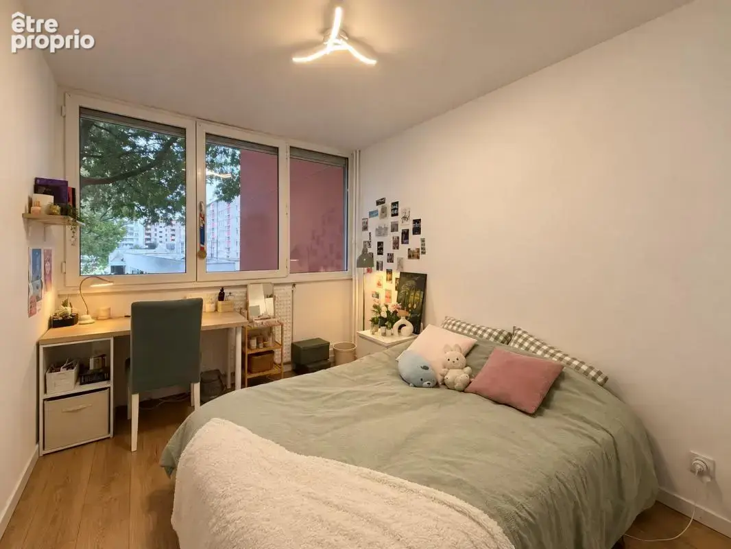 Appartement T5 à vendre à Villeurbanne Gratte-Ciel  97 m2 r - photo 3