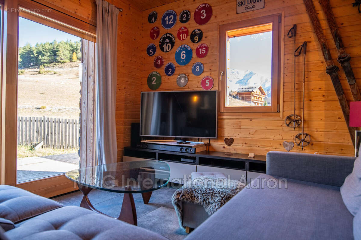 Appartement à SAINT-ETIENNE-DE-TINEE