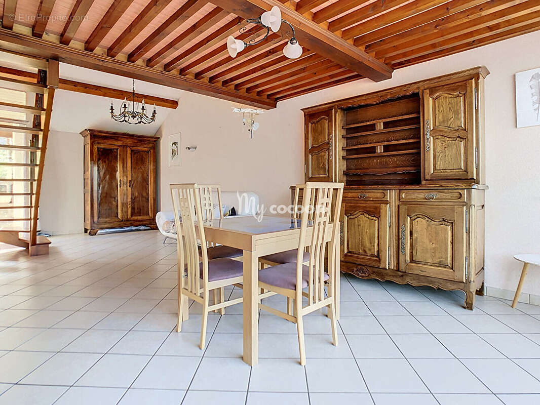 Maison à PONT-D'AIN