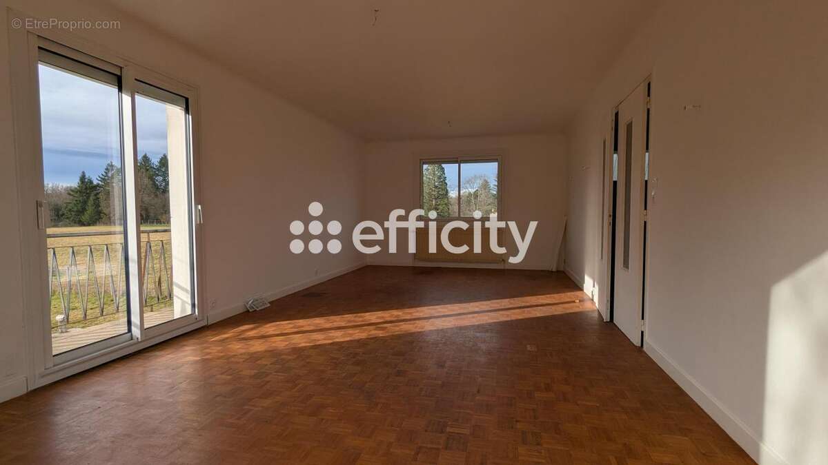 Maison à PESCHADOIRES