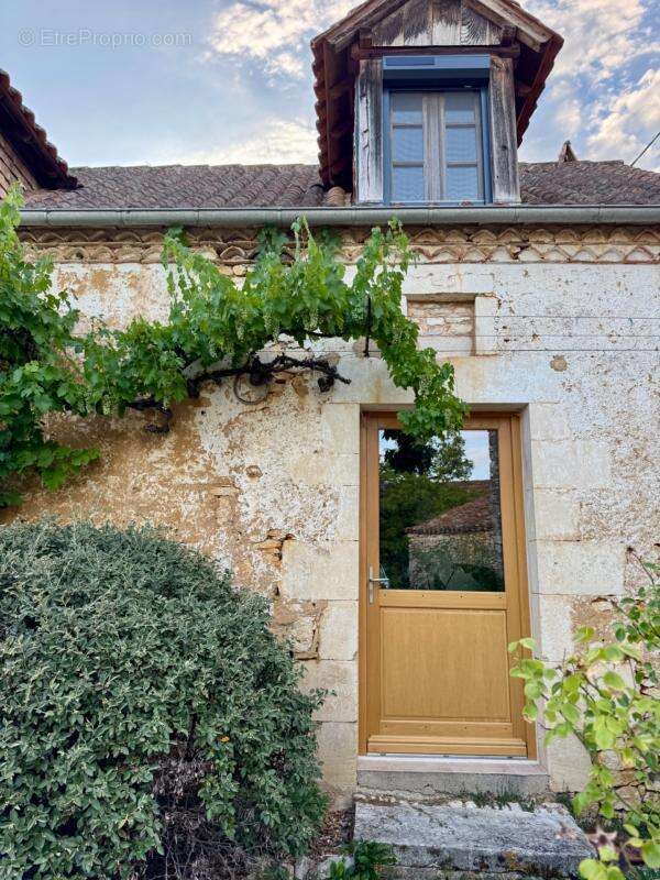 Maison Longère de caractère 4 pièces - 2 ha - Piscine - Dépendance 125m² - photo 14