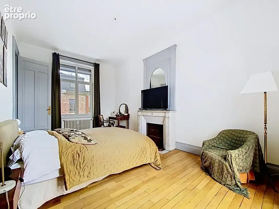 Appartement bourgeois de 166m² avec parking et cave - photo 15
