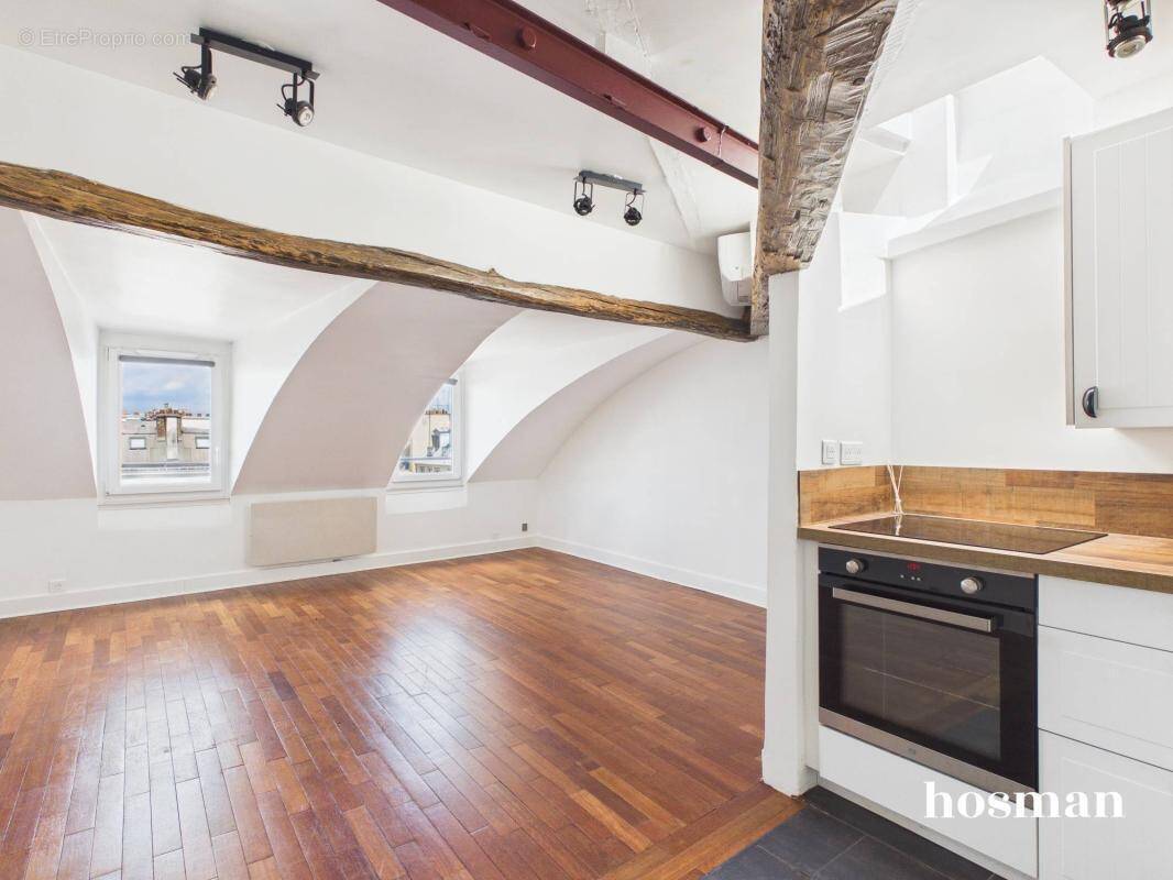 Appartement à PARIS-2E