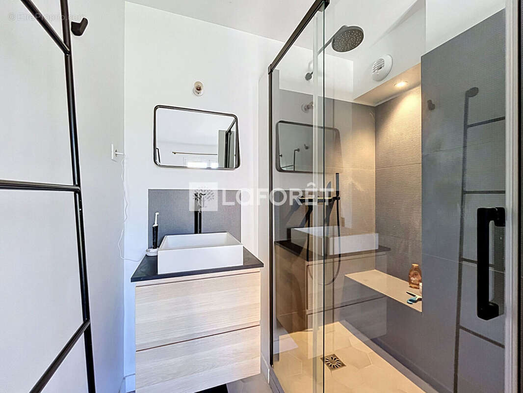 Appartement à RUEIL-MALMAISON