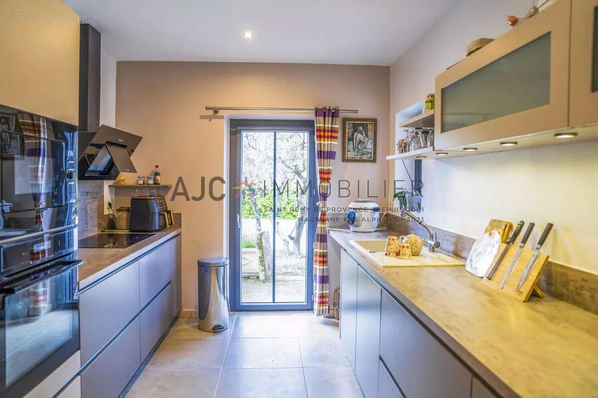 Maison à EYGALIERES