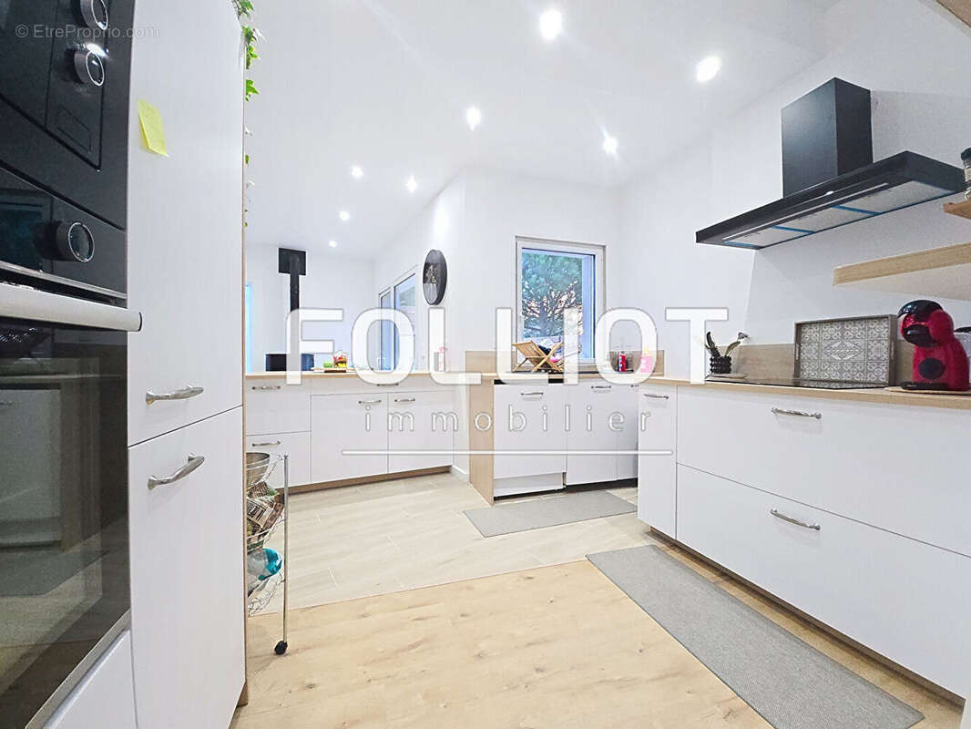 Maison à SAINT-PAIR-SUR-MER