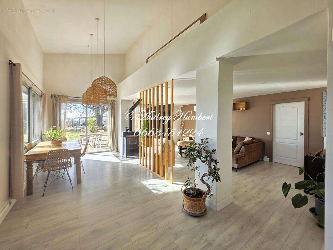 Maison à VILLENEUVE