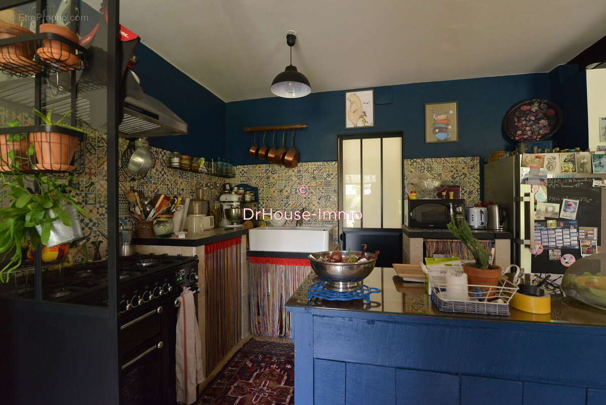 Maison à SAINT-VICTOR-LA-COSTE