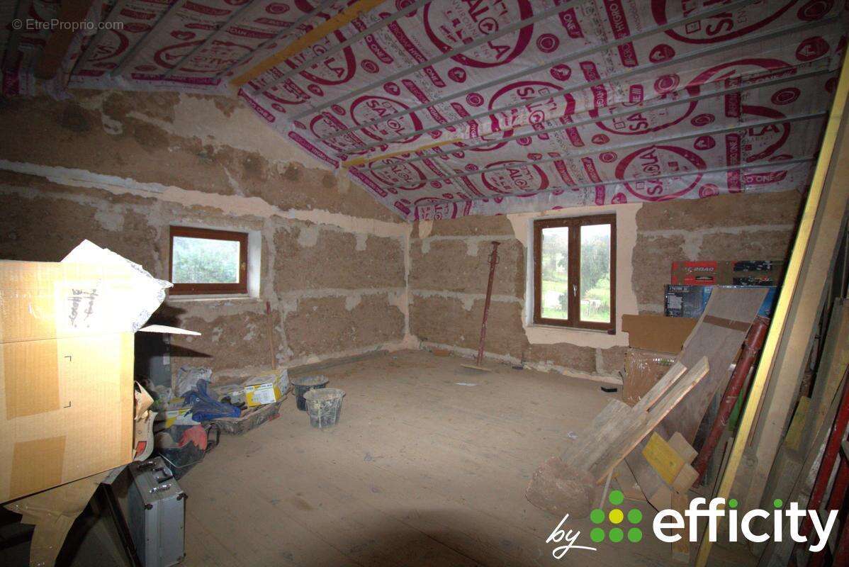 Maison à SOURCIEUX-LES-MINES