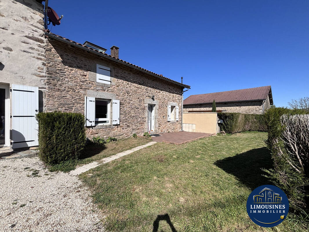 Maison à LES CARS