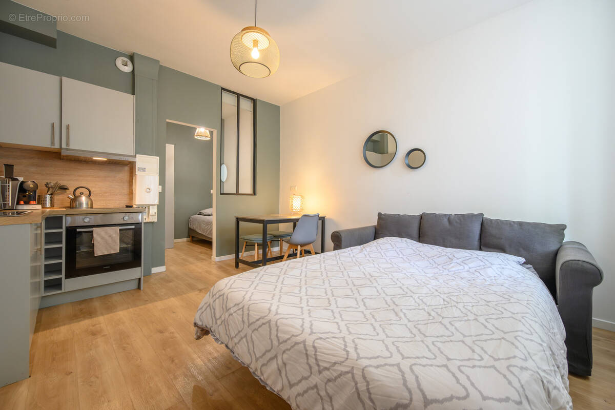 Immeuble de rapport entièrement rénové - 8 studios meublés - Superbe emplacement à Lille - Boulevard Victor Hu - photo 6