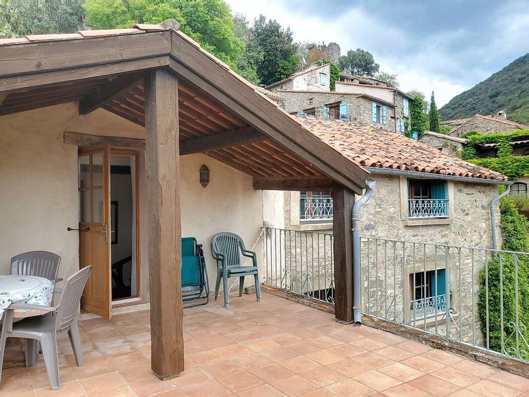 Maison à VIEUSSAN