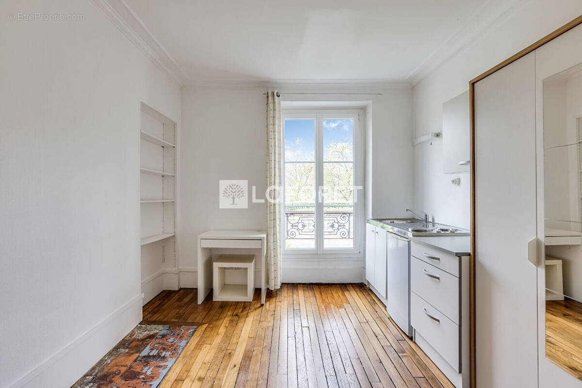 Appartement à PARIS-12E