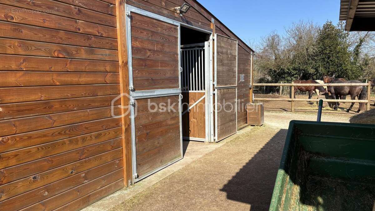 Maison à SAINT-SEROTIN