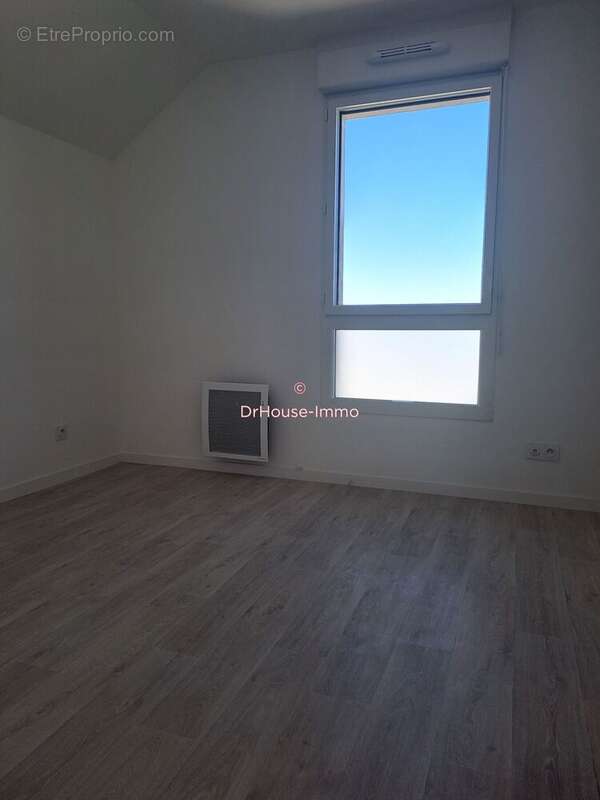 Appartement 77 m² à Tours  - photo 17