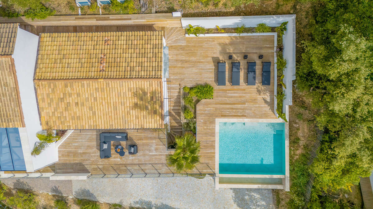 Maison à CAVALAIRE-SUR-MER