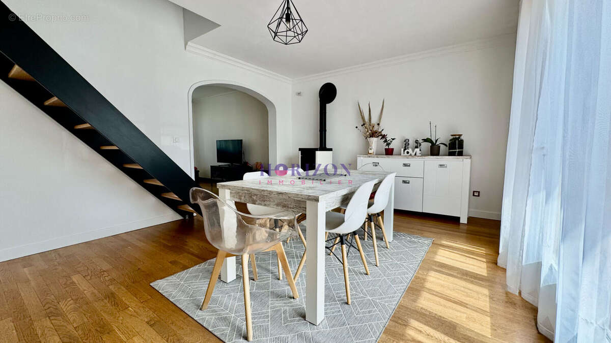 Maison à MAREIL-EN-FRANCE