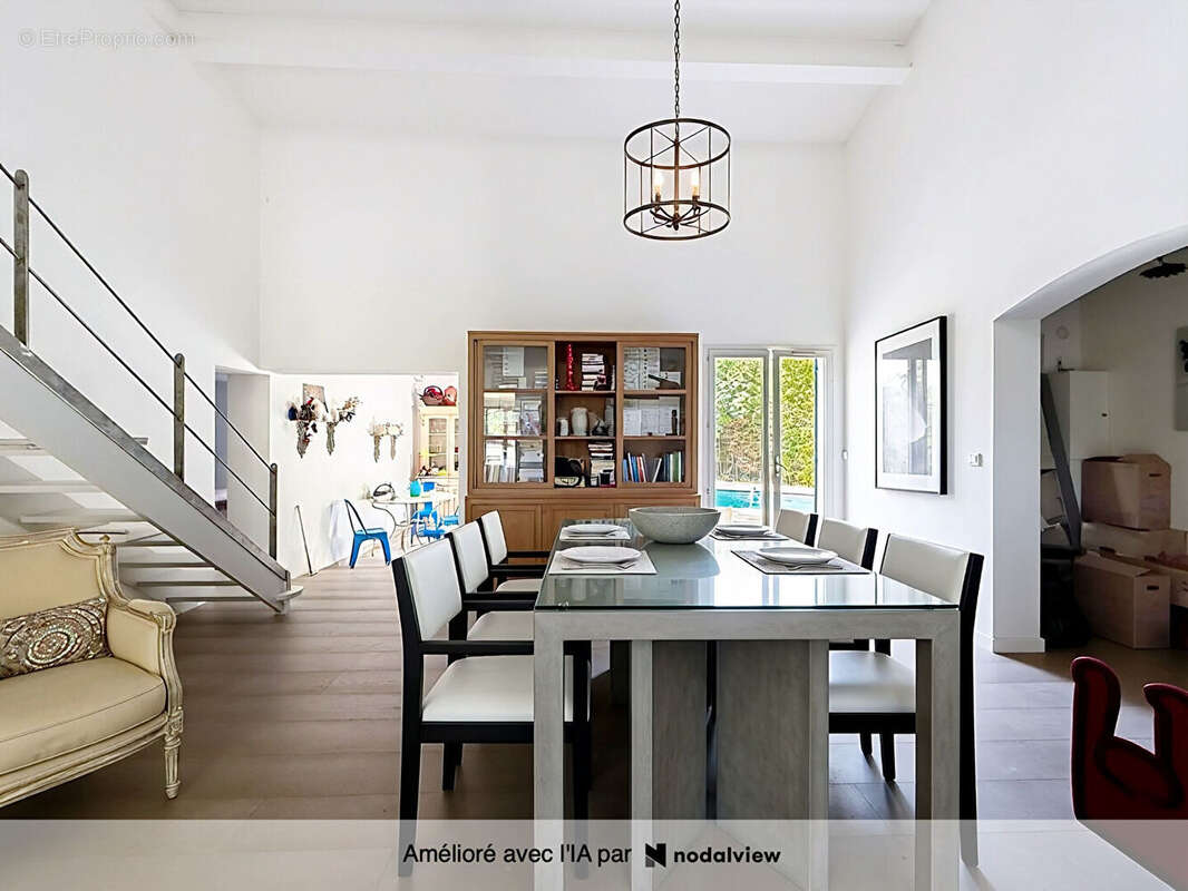 Maison 124 m² à Saint-Marc-Jaumegarde  - photo 6