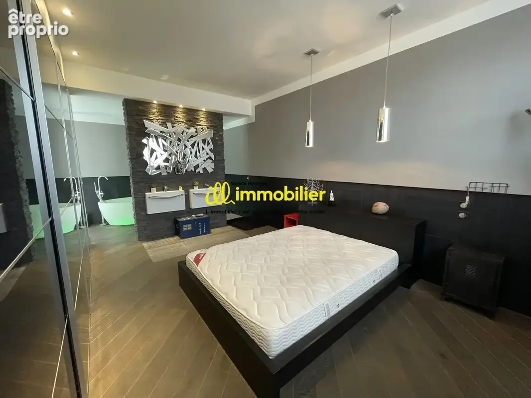 Appartement 4 pièces 109 m² à vendre à Charleville-Mezieres (08000) - photo 6