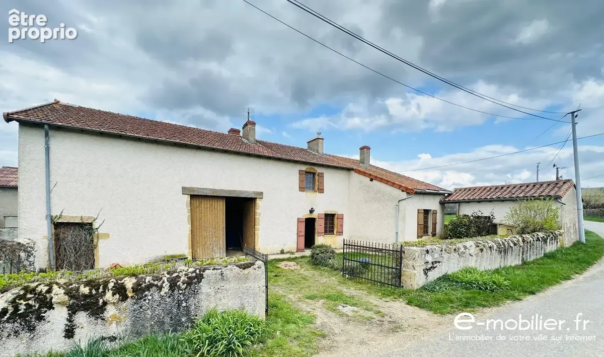 Maison 4 pièces 117 m² à vendre à Saint-Julien-De-Jonzy (71110) - photo 2