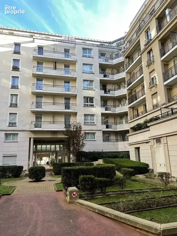 Appartement 1 pièce 17 m² · à Issy-les-Moulineaux · 17 m² · 109 000 €