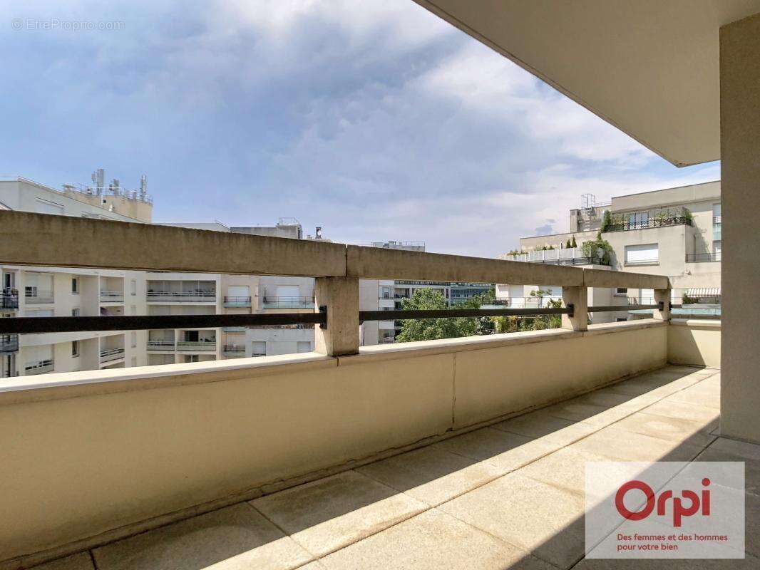 Appartement À Vendre - photo 2