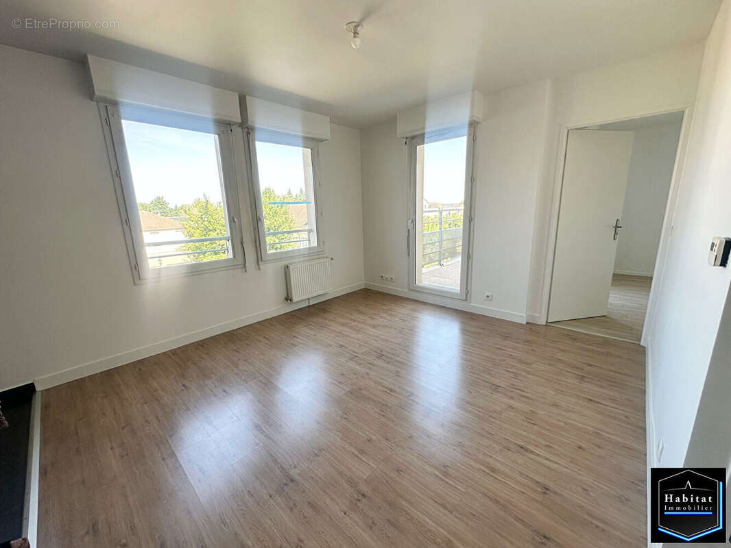 Appartement à OTHIS