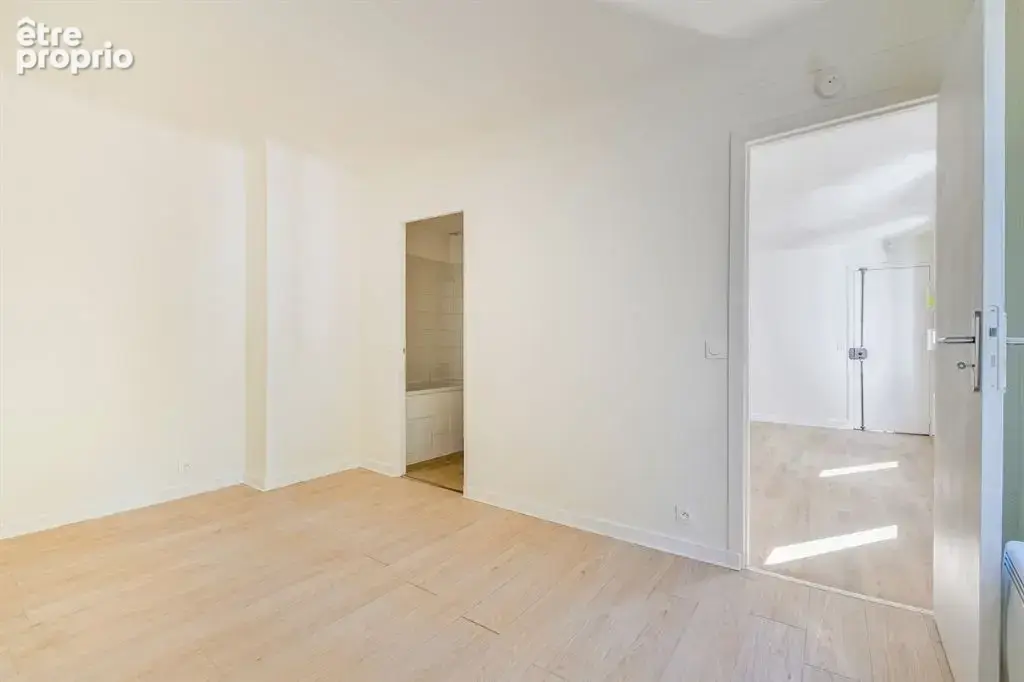 2 Pièce rénové et ensoleillé - photo 5